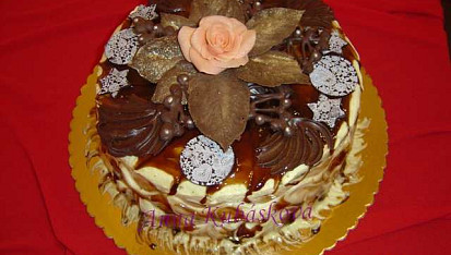 Tiramisu s karamelovým přelivem