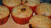 Banánovo čokoládové muffiny s arašídovým máslem