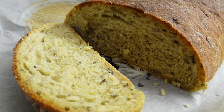 Bramborový chleba III. (S dýní a slunečnicí)