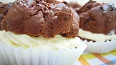 Čokoládové muffiny s krémem