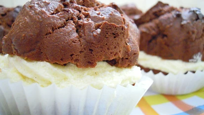 Čokoládové muffiny s krémem