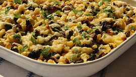 Domácí spätzle s houbami