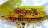 Grilovaná kukuřice s paprikovým máslíčkem, před grilováním