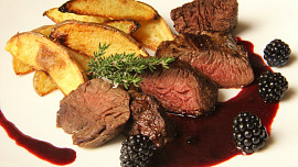 Hanger steak (veverka) s ostružinovou omáčkou