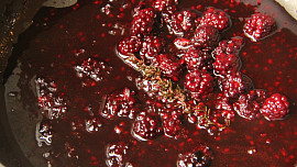 Hanger steak (veverka) s ostružinovou omáčkou