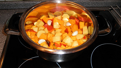 Kürbis Suppe (Hokaidová polévka)