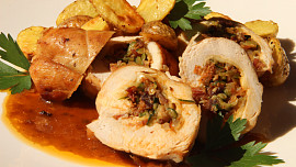 Kuřecí plněné uzeným a cuketou