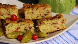 Kynutý cukeťák s uzeným