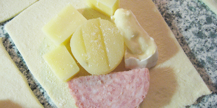 Listové taštičky se třemi druhy sýru