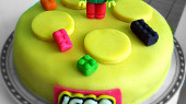 Marcipánová hmota - varna, Lego dort