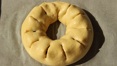 Ostružinový kynutý věnec
