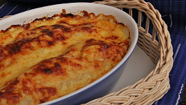 Palačinky s houbami zapečené s omáčkou Mornay ( Ficelle Picarde)