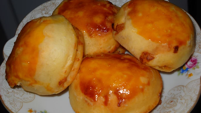Pikantní škvarkové pagáče