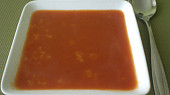 Rajčatová polévka s nudlemi