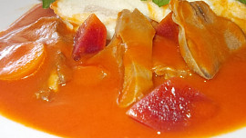 Rajská omáčka s mrkví a červenou řepou