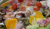 Špenátovo-cuketová omeletka se slaninou / k  snídani /