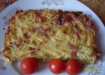 Špagety zapečené s uzeným masem