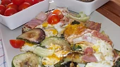 Špenátovo-cuketová omeletka se slaninou / k  snídani /