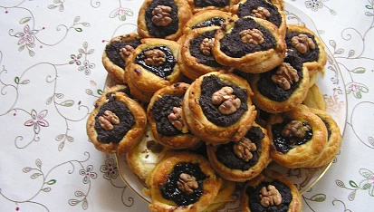 Svatební rohové koláče, Svatební rohové koláče