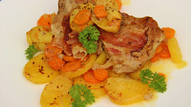 Telecí pečené s mrkví a zázvorem