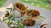 Tortilly s mexico směsí a kuřecím masem