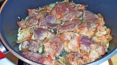 Vepřová játra restovaná s pancettou