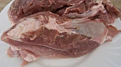 Vepřová plec na smetaně v papiňáku (tlakovém hrnci), Vepřové plecko