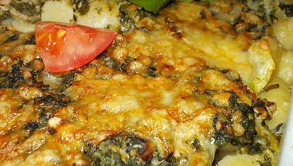 Zapečené gnocchi  s lososem, špenátem a lilkem
