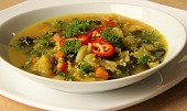 Zeleninová curry polévka s bulgurem ( pro zahřátí)