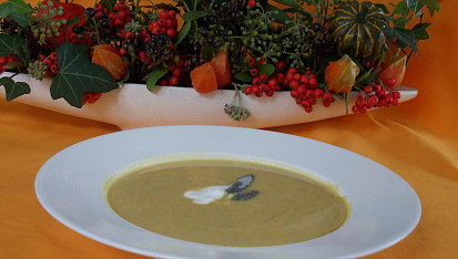 Čočková polévka s kokosem na indický způsob