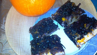 Dýňová bublanina s borůvkou a citrusovým přelivem