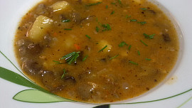 Houbová polévka podle paní nadlesní