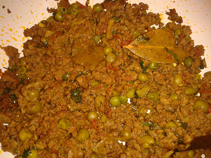 Indická kuchyně - Keema Mattar (curry z mletého masa s hráškem)