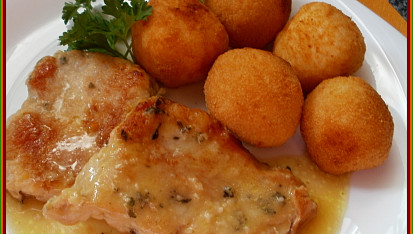 Krůtí plátky na tymiánu s rýžovými kroketami