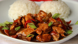 Kuřecí nudličky na pivu a balsamiku