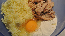 Kynuté škvarkovo - bramborové placky