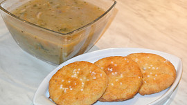 Kynuté škvarkovo - bramborové placky
