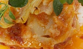 Lasagne s kapustou a sýrovým bešamelem