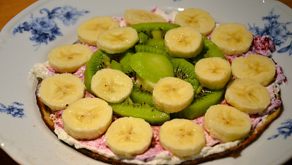 Lehká letní snídaně s příchutí banánu, Varianta s banánem a kiwi.
