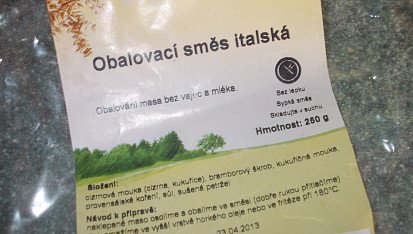 Mleté krůtí řízky s uzeným sýrem,  obalené v italské směsi bez vajec