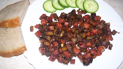 Modráček na kmínu a cibulce