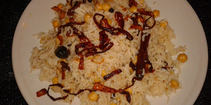 Pákistánská kuchyně - Chana pulao (rýže s cizrnou) videorecept