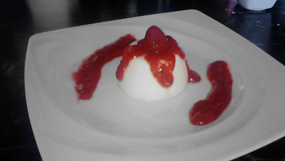 Panna Cotta s jahodovou omáčkou