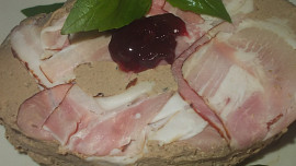 Jemná  paštika nadivoko  z krůtích jater