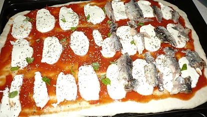 Pizza Margherita / Napoletana