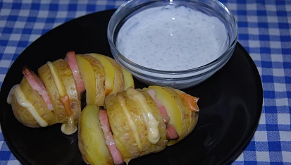 Plněné brambory z mikrovlnky