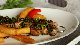 Propíchnutý palec, marinovaný až po grilování