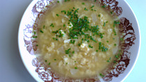 Ředkvičková polévka s vejci