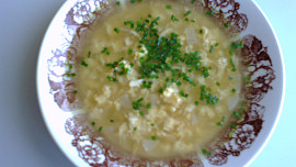 Ředkvičková polévka s vejci