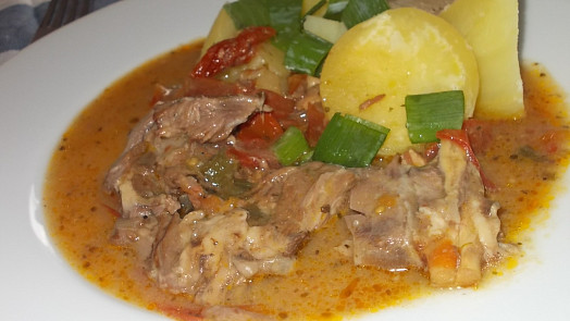 Skopové na  pivě,  rajčatech,  česneku a koření